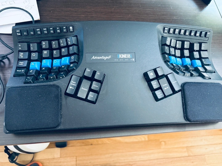 Kinesis Advantage2 인체공학적 키보드